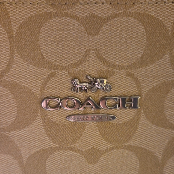 Coach Beige Tote with Burgundy Handles - Picture 3 of 10